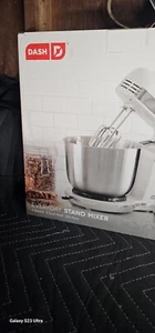 Retro Style Stand Mixer Dash White 6 Speed Everyday Use Electric 3QT Dough Hooks - Picture 1 of 1