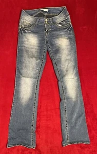 No Boundaries Women's Juniors Bootcut Washed Low Rise Blue Denim Jeans Size: 7 - Picture 1 of 11