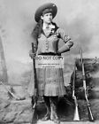 ANNIE OAKLEY AMERICAN SHARPSHOOTER EXHIBITION SHOOTER - 8X10 PHOTO (RT240)