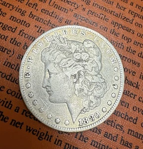 1880 O Morgan $1 Silver Dollar - Imagen 1 de 2