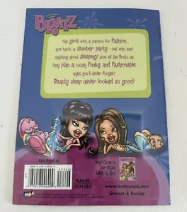 BRATZ STYLIN SLUMBER PARTY BOOK INCLUDES MAGNETIC PICTURE FRAMS 2003 NEW SEALED - Foto 1 di 3