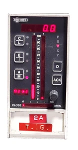 Moore Products - Moore Digital Single Loop Controller 15738-119- , FOR PARTS/ RE - Picture 1 of 8
