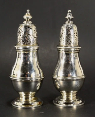 = Par de ruedas de plata de ley de Londres 1929-38, Thomas Edward Rawlings, fabricante Foto 1 de 4