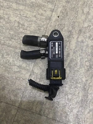 Capteur différence Alfa Romeo Giulietta   Référence 0281006122 - Photo 1/2