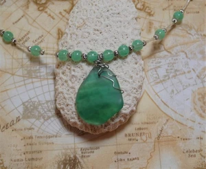 Wire Wrapped Green Swirl Faux Sea Glass Necklace 19" Handmade Beaded Jewelry - Picture 1 of 4