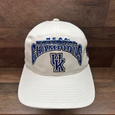 Gorra de colección 1998 Kentucky Wildcats NCAA Final Four National Champions Starter Foto 1 de 4