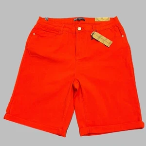 NWT Womens Shorts Plus Size 2X Bermuda Solid Red High Rise Stretch Pockets - Picture 1 of 9