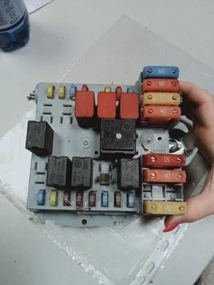 FUSIBILIERA PER ALFA ROMEO 159 Berlina Serie (939_) 50510969 Benzina (05>11) - Immagine 1 di 4