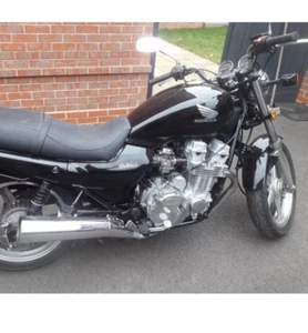 Honda CB750 NIghthawk Motorcycle - Picture 1 of 11