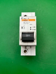 Merlin Gerin C60LC 15A Tipo 3 3871 MCB - Foto 1 di 4