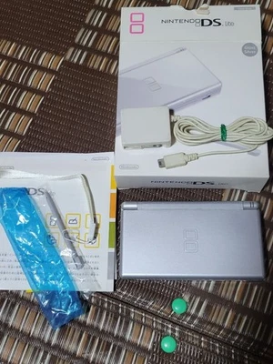 Nintendo DS Lite Silver Game Console Working Tested - Image 1 of 4