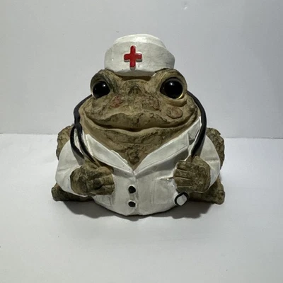 Toad Hollow Nurse Or Doctor 2007 por Homestyles ver información fotos hospital Foto 1 de 4