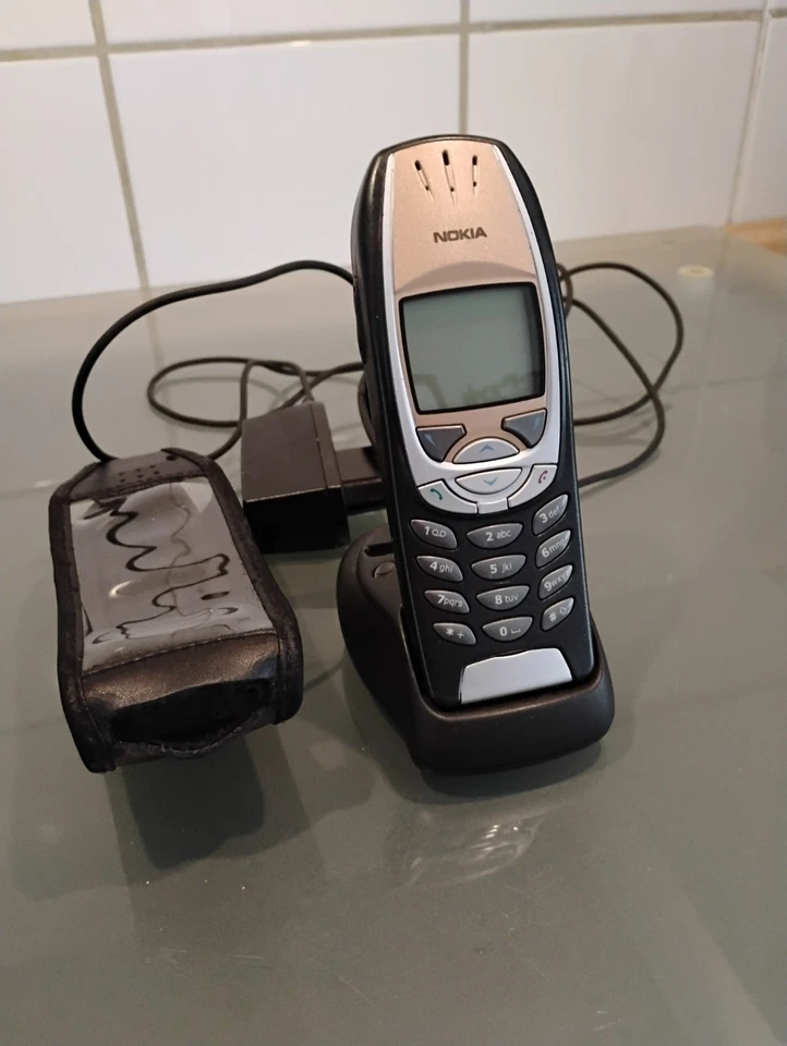 Top Nokia  Classic 6310i Mistral Beige (Ohne Simlock) Handy - Bild 1 von 1