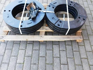 Radgewicht  Kubota, John Deere, Deutz, New Holland Branson Traktor - Bild 1 von 6