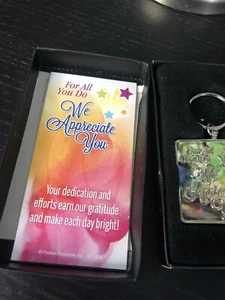 “FOR ALL YOU DO WE APPRECIATE YOU” | KEYCHAIN EMPLOYEE CUSTOMER | NEW IN BOX - Picture 1 of 5