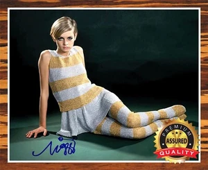 Twiggy - Autographed Signed 8x10 photo (Supermodel) - REPRINT - Picture 1 of 4