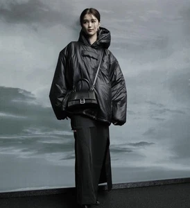 Taglia Large - Felpa con cappuccio Anorak imbottita Yeezy Gap Balenciaga nera - Foto 1 di 7