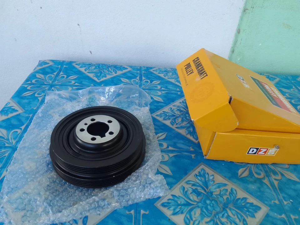 Гармонический балансировщик шкива коленчатого вала для 1997 Suzuki Sidekick 1,6 литра  - Изображение 1 из 1