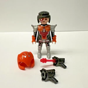 Playmobil Figuren Serie 16 #70160 Space Cyborg / Krieger - Bild 1 von 6