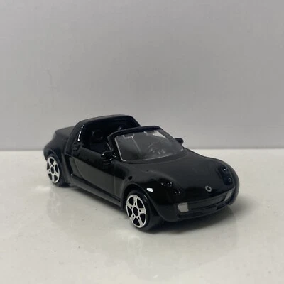 2002-2005 Smart Roadster Collectible 1/64 Scale Diecast Diorama Model - Image 1 of 4