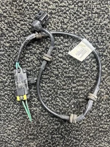 2017 - 2023 JEEP COMPASS REAR RIGHT BRAKE CALIPER WIRING HARNESS OEM 68309084AC - Picture 1 of 4