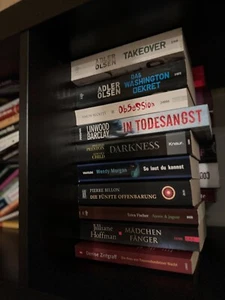 Großes Bücherpaket | Bestseller & Thriller | Überraschung oder Auswahl - Bild 1 von 2