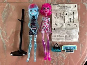 Raro Monster High 2012 Mattel Create A Monster Starter Pack Ice & Blob Girls en muy buena condición - Imagen 1 de 16