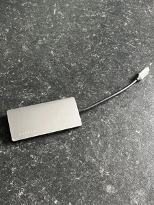 Satechi Aluminum Multi-Port Adapter V2 - Space Grey (ST-TCMA2M) - Picture 1 of 4