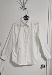JONES NEW YORK Women’s Button-Up Shirt Size IX White Non-Iron Minimalist Preppy  - Picture 1 of 7
