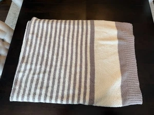 Barefoot Dreams Throw Blanket BDHCC22133 - Picture 1 of 22