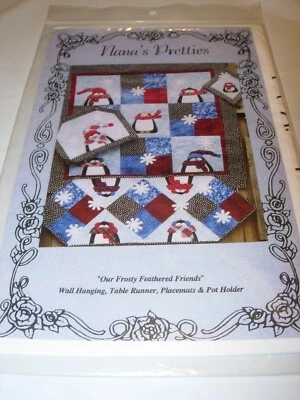 PENGUIN PATTERN QUILT CRAFTS CHRISTMAS WALL HANGING TABLE RUBER 41X15 PLACEMAT - Image 1 of 3