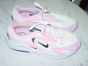 2021 Nike Air Max Bolt White/Light Arctic Pink CU4152-103 Running Shoes! Size 10 - Picture 1 of 13