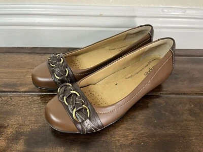 Comfortiva Posie - Zapato plano cómodo para mujer puntos suaves talla 7 EE. UU. Foto 1 de 4