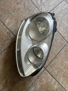 VW GOLF HEADLIGHT DRIVER SIDE MK5 2008 Broken Tabs, Can Be Repaired  - Picture 1 of 7