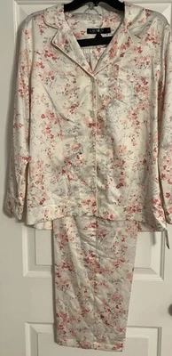 CONJUNTO DE PIJAMA LAUREN RALPH LAUREN 2 PEÇAS VESTUÁRIO - LN92114 - ESTAMPA FLORAL ROSA - MÉDIO - Imagem 1 de 4
