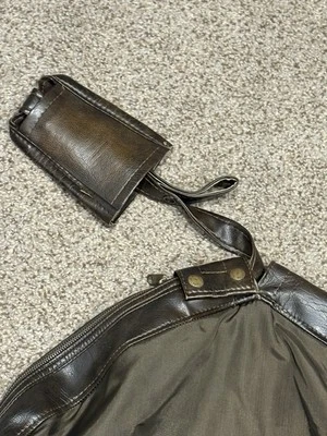 Traje de colección Abdalla de Atlanta bolso de ropa marrón imitación cuero Naugahyde Foto 1 de 4