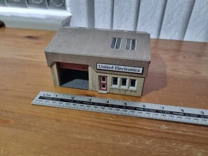 Metcalfe OO Gauge Industrial Unit PO285 - Ready Built - Picture 1 of 3