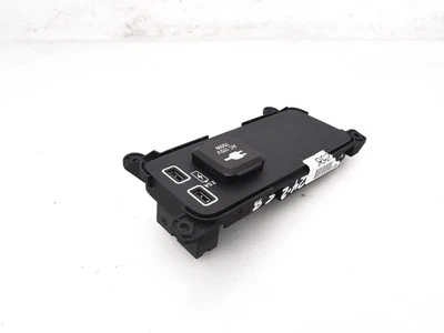 Зарядное устройство USB для задней консоли Honda Passport 2019-2023 годов выпуска в сборе - 39113-Tg7-A21 - Изображение 1 из 4