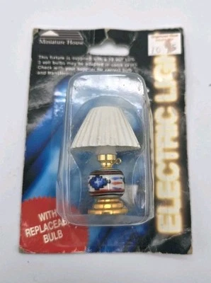 Lámpara de mesa de diseño oriental casa miniatura vintage 12V para casa de muñecas miniaturas Foto 1 de 3