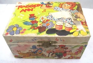 VINTAGE 1972 RAGGEDY ANN MUSIC BOX BOBBS MERRILL CO. JEWELRY BOX - Picture 1 of 9