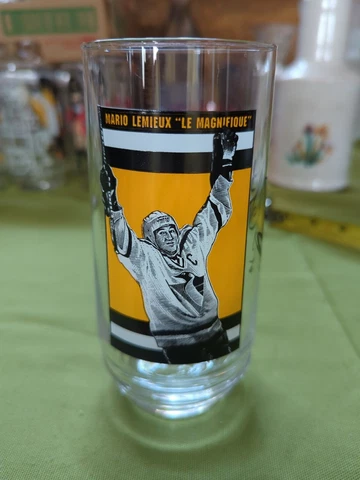 Mario Lemieux Pittsburgh Penguins Commemorative 600th Goal Glass Eat' n Park Cover