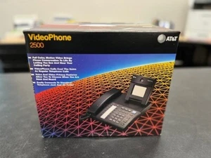 WIDEOTELEFON AT&T 2500 NOWY W PUDEŁKU WIDEO TELEFON DARMOWA WYSYŁKA W USA - Zdjęcie 1 z 2