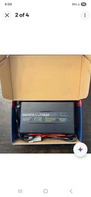 dakota 锂电池充电器 — 第 1/2 张图片