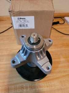 New in original package Stens Spindle Assembly (Part #: 285-867) (B1) - Picture 1 of 2