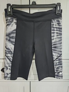 Girls Youth Nike Dry Fitted Shorts NEW Black Size XL - Picture 1 of 2
