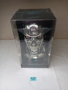 Terminator 2: Judgment Day (6-Disc Collector LE Set) Endoskull Bust w/Box - Picture 1 of 7