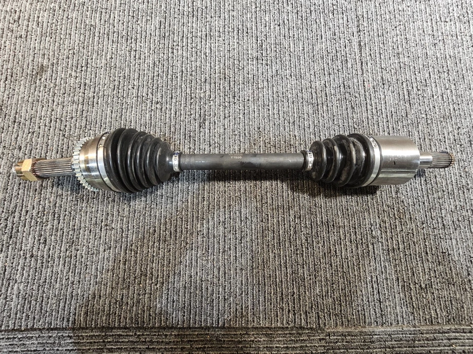 Conjunto de eje delantero CV MI-8008 para Mitsubishi Eclipse 1995-1999 4 cilindros 2,0 L Foto 1 de 4