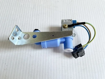 Válvula de agua para refrigerador Electrolux Frigidaire 5304529533 NUEVA OEM Foto 1 de 3