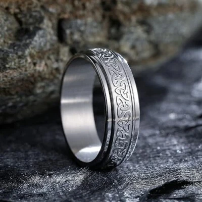 Fabulous Celtic Knot Design Engraved Fidget Spinner Ring In 935 Argentium Silver - Image 1 of 4