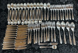 Hampton Forge Melody Signature Edelstahl glänzend Silberbesteck Besteck Menge 62 - Bild 1 von 7